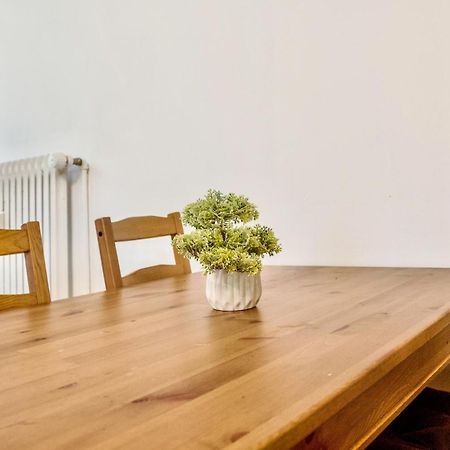 Charmante Altbauwohnung In Bonn Eksteriør bilde